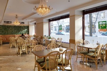 クリスタル プラザ ホテル｜レストラン（イメージ）