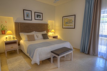 TA%20CENC%20HOTEL/viewingmalta.com%20