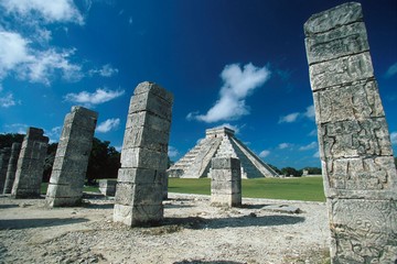           チチェンイツァー遺跡（イメージ）　写真提供：メキシコ観光局