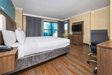 グランドパークホテル＆スイーツ ダウンタウン・バンクーバー（客室例）
