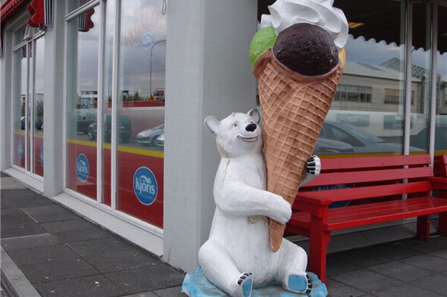 アイスランドのアイスクリーム屋「Erlu Ís」