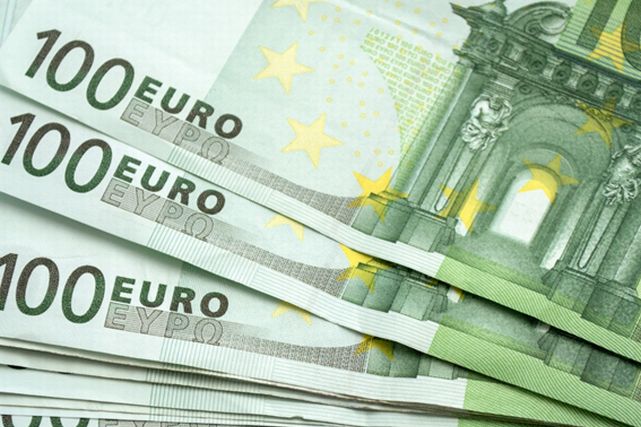 100ユーロ紙幣